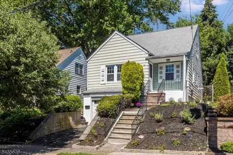50 Ridge Ave, Bloomfield, NJ 07003