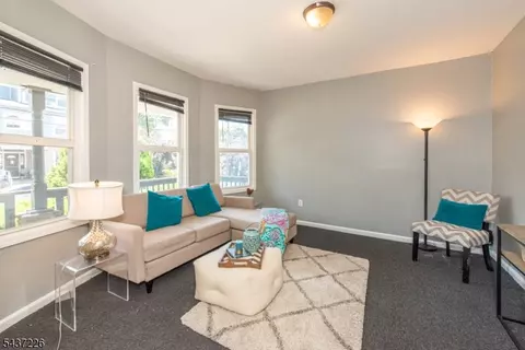 145 Alexander St, Newark, NJ 07106