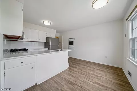 66 Berkeley Ave, Berkeley Heights, NJ 07922 photo 15