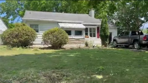 2 Christine Pl, Washington, NJ 07882