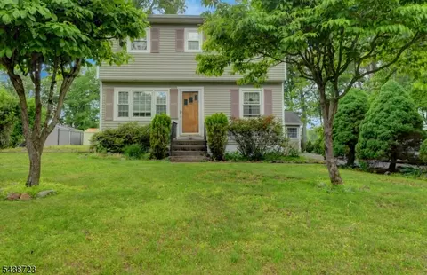 36 Hemlock Ave, Lincoln Park, NJ 07035