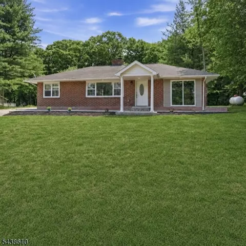 89 Armstrong Rd, Wantage, NJ 07461