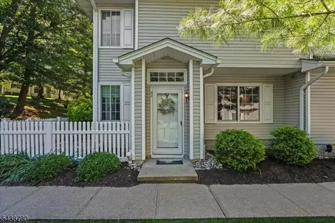 52 Encampment Drive Ondo, Bedminster, NJ 07921