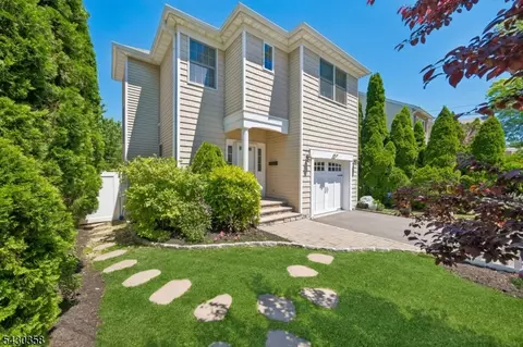 13 Edgar St, Summit, NJ 07901