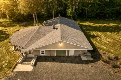 1497 Route 31, Oxford, NJ 07863