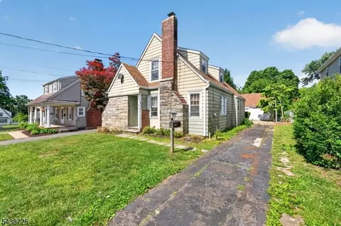 10 Carlyle Ave, Morris Plains, NJ 07950