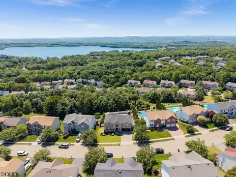 View/Area - 22 Fox Boro Rd, Wayne, NJ 07470 photo 3 of 3