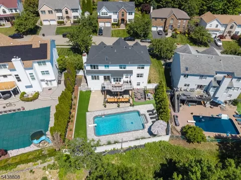View/Area - 22 Fox Boro Rd, Wayne, NJ 07470 photo 2 of 3