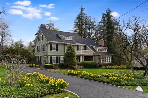 44 West Rd, Short Hills, NJ 07078