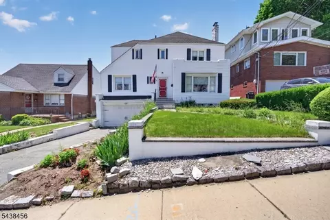 25 Cresthill Ave, Clifton, NJ 07012