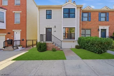 251 Mount Pleasant Ave, Newark, NJ 07104