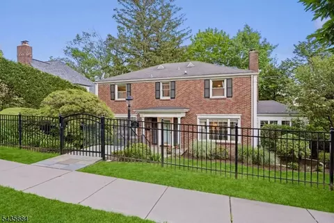 32 Undercliff Ter, West Orange, NJ 07052