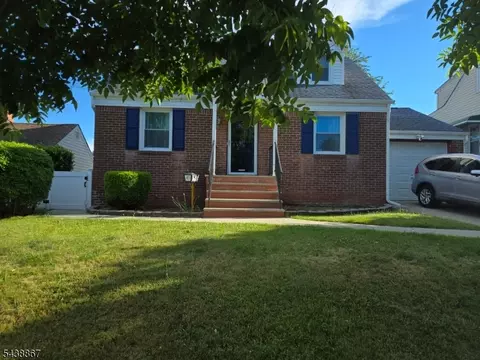 67 Emerson St, Clifton, NJ 07013