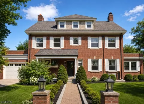 40 Carpenter St, Belleville, NJ 07109