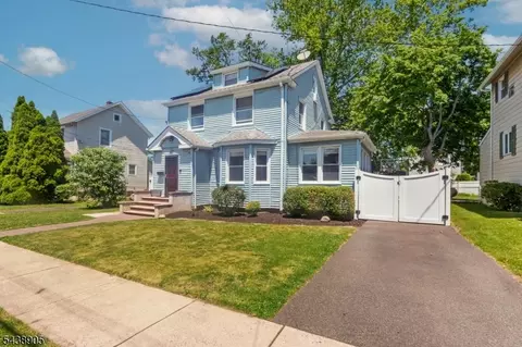 330 Simons Ave, Hackensack, NJ 07601 photo 5