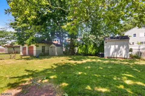 Exterior - 330 Simons Ave, Hackensack, NJ 07601 photo 8 of 8