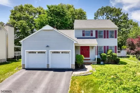 3 Obert Dr, Raritan, NJ 08869