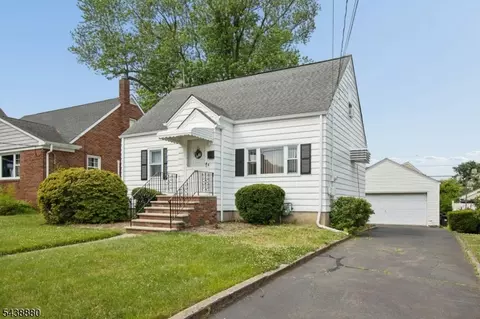 430 Myrtle Ave, Roselle Park, NJ 07204