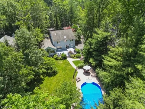 201 Parsonage Hill Rd, Short Hills, NJ 07078