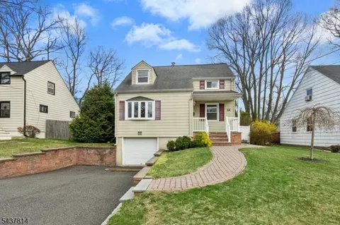 16 Shady Ln, Fanwood, NJ 07023