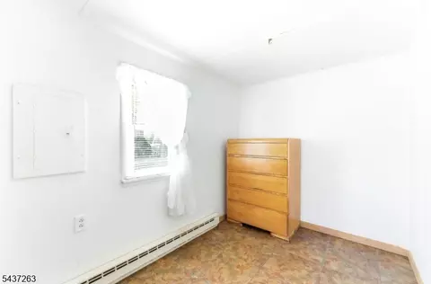 Bedroom - 54 Summit Dr, Wantage, NJ 07461 photo 2 of 2