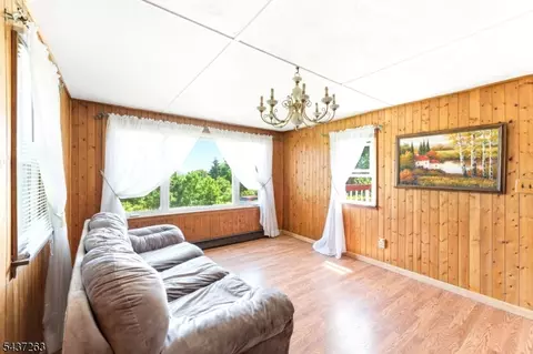 Living - 54 Summit Dr, Wantage, NJ 07461 photo 1 of 2