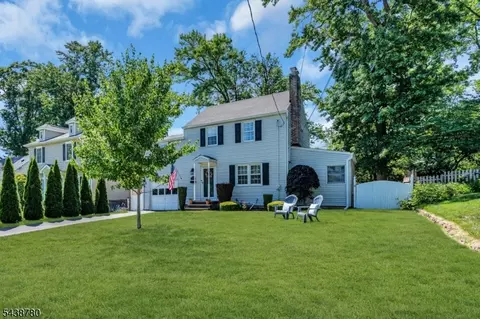 2385 Whittier Ave, Scotch Plains, NJ 07076
