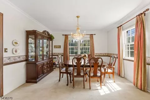 1400 Summit Ter, Linden, NJ 07036