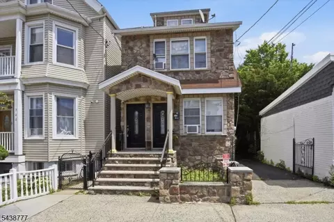 318 Highland Ave, Kearny, NJ 07032