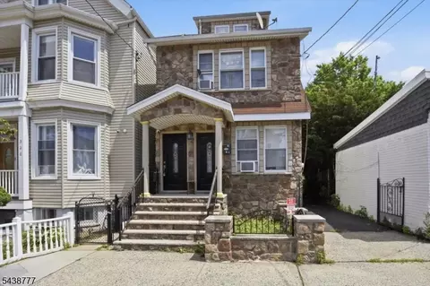 318 Highland Ave, Kearny, NJ 07032