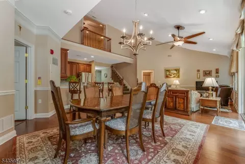 379 Victoria Dr, Bridgewater, NJ 08807