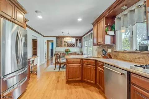 15 Harvey Dr, Summit, NJ 07901 photo 13