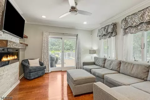 15 Harvey Dr, Summit, NJ 07901 photo 8