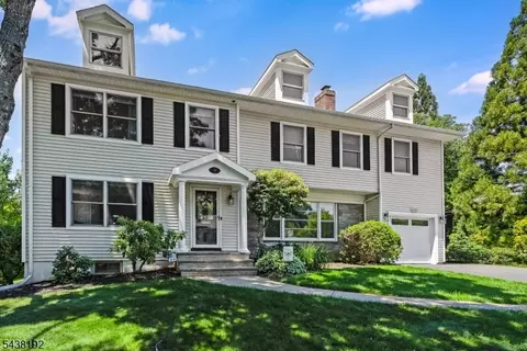 15 Harvey Dr, Summit, NJ 07901 photo 39