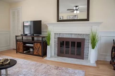 47 Stanley Ave, Nutley, NJ 07110 photo 5