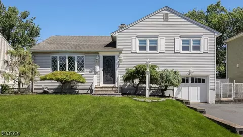15 Cutler Pl, Clark, NJ 07066