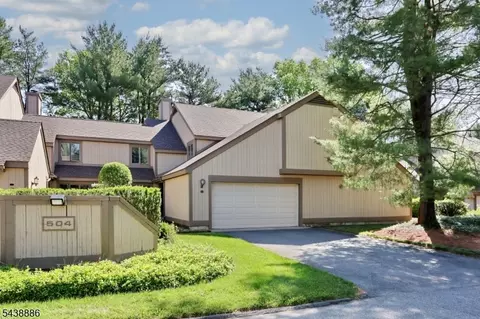 504 Aspen Ln # B, Wyckoff, NJ 07481