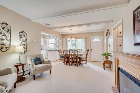 30 Walnut St, Edison, NJ 08817 photo 14