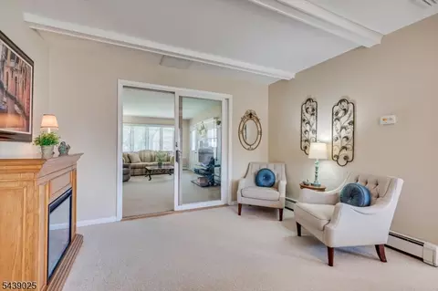 30 Walnut St, Edison, NJ 08817 photo 8