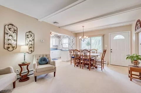 30 Walnut St, Edison, NJ 08817 photo 15