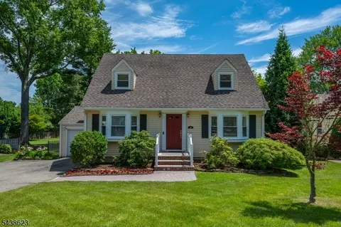 128 Troy Hills Rd, Whippany, NJ 07981