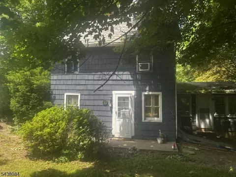 85 Halsey Rd, Newton, NJ 07860