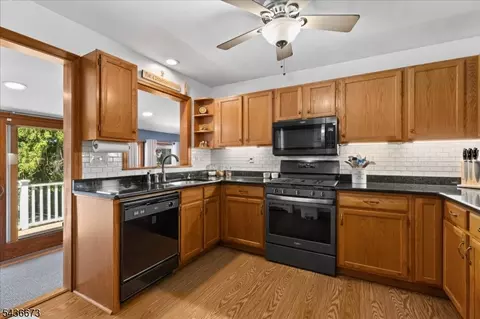 Kitchen - 62 New St, Hampton, NJ 08827 photo 3 of 3