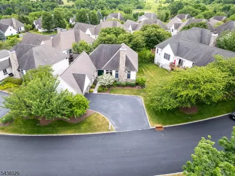3 Troon Dr, Fredon Twp, NJ 07860