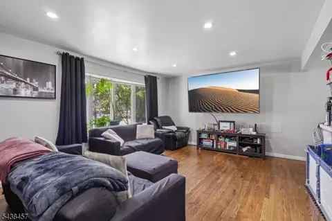 Living - 1 Franklin Pl, Hackensack, NJ 07601 photo 1 of 1