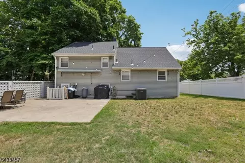 Exterior - 1 Franklin Pl, Hackensack, NJ 07601 photo 2 of 7