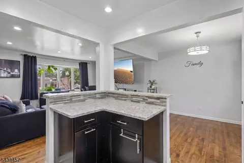 1 Franklin Pl, Hackensack, NJ 07601 photo 7