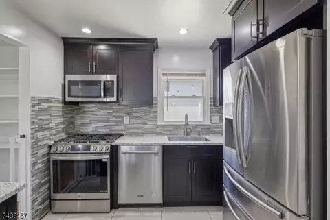 1 Franklin Pl, Hackensack, NJ 07601 photo 8