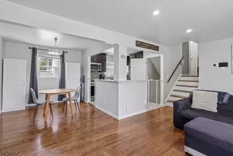 Entry Way - 1 Franklin Pl, Hackensack, NJ 07601 photo 1 of 1