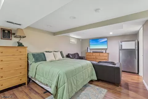 Bedroom - 1 Franklin Pl, Hackensack, NJ 07601 photo 6 of 8